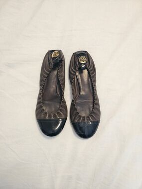 Tory Burch Brown Abbey Flats